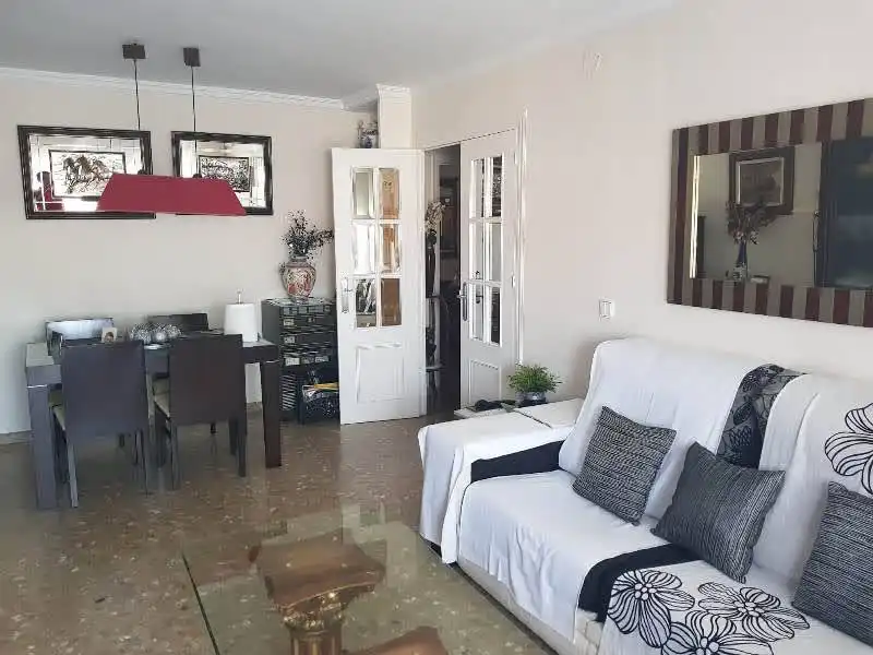 Wohnung mit Pool zum Verkauf in Calle Doctor Fleming 44, imagen 2