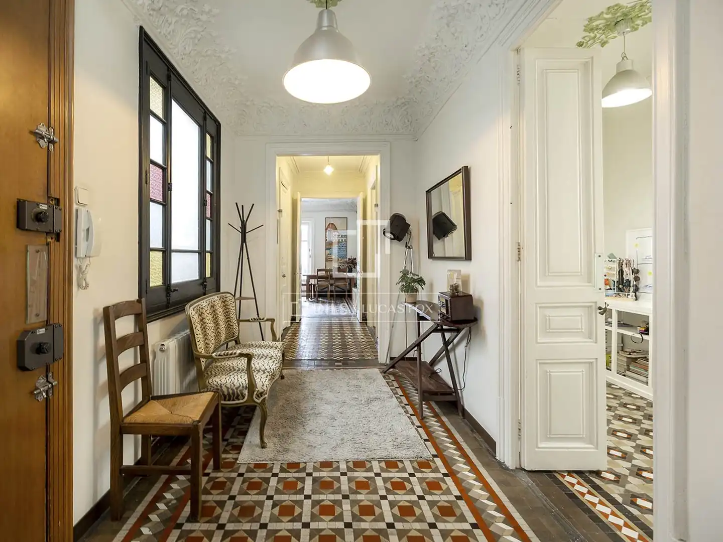 Flat for sale in Barcelona  with Air Conditioner, Heating and Terrace