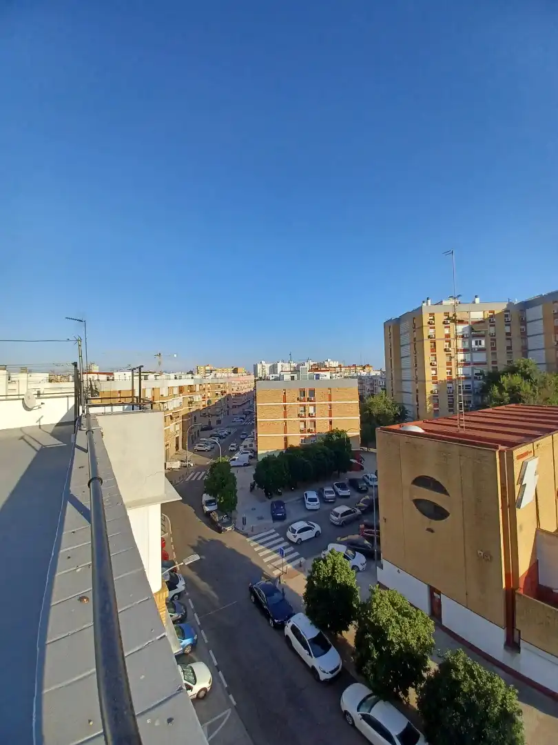 Vista exterior de Pis en venda en Triana