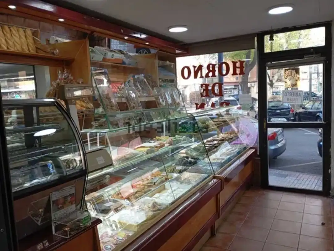 Business premises for sale in Calle Rio Duero, imagen 2