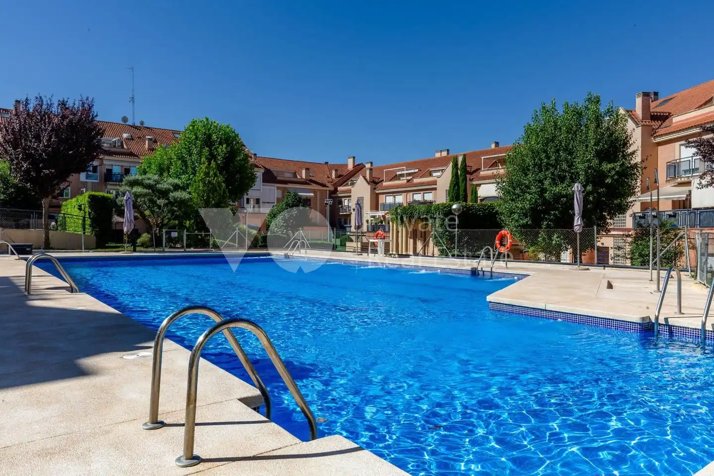Swimming pool of Flat for sale in Villanueva del Pardillo  with Air Conditioner, Heating and Parquet flooring