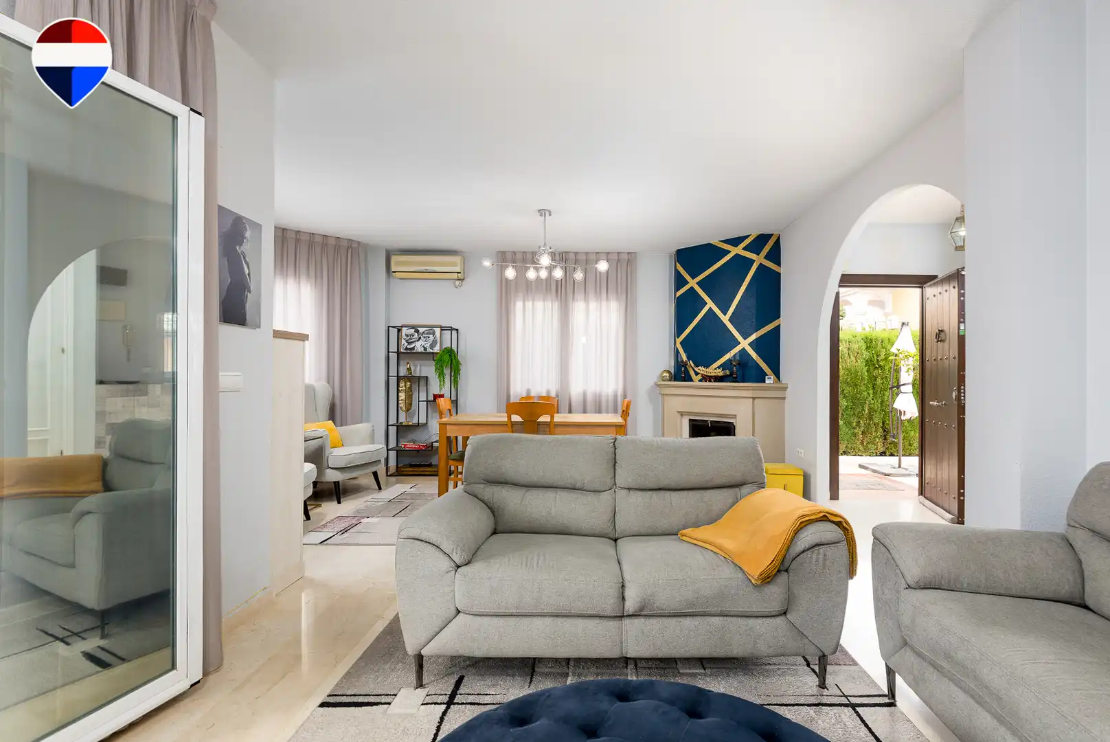Sala de estar de Casa o chalet en venta en Mutxamel con Aire acondicionado, Terraza y Piscina