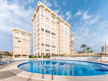 Wohnung mit Pool zum Verkauf in Avenida Niza