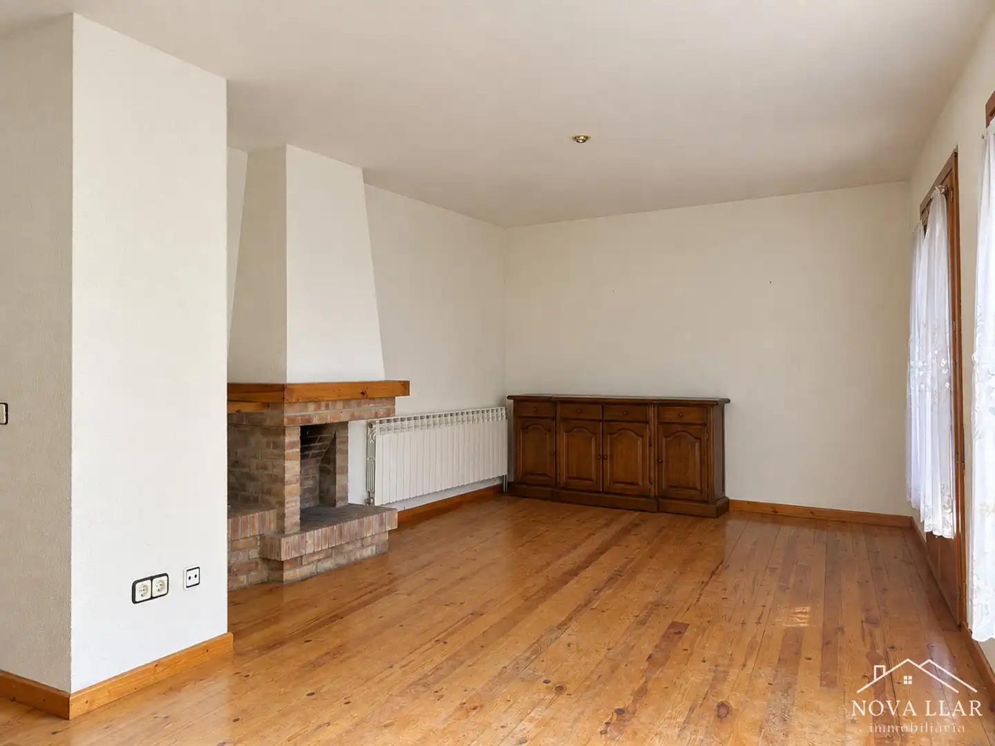 Piso con terraza en venta en Carrer de Ribes, imagen 3