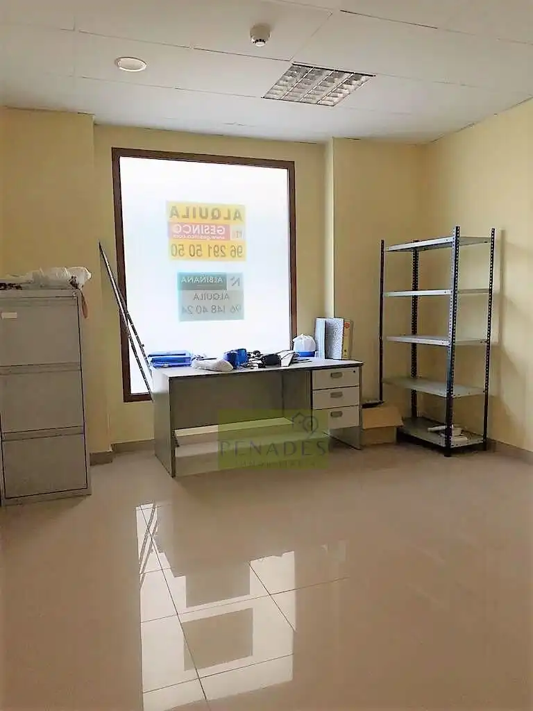 Business premises to rent in Sant Josep - Zona Hospital, imagen 2