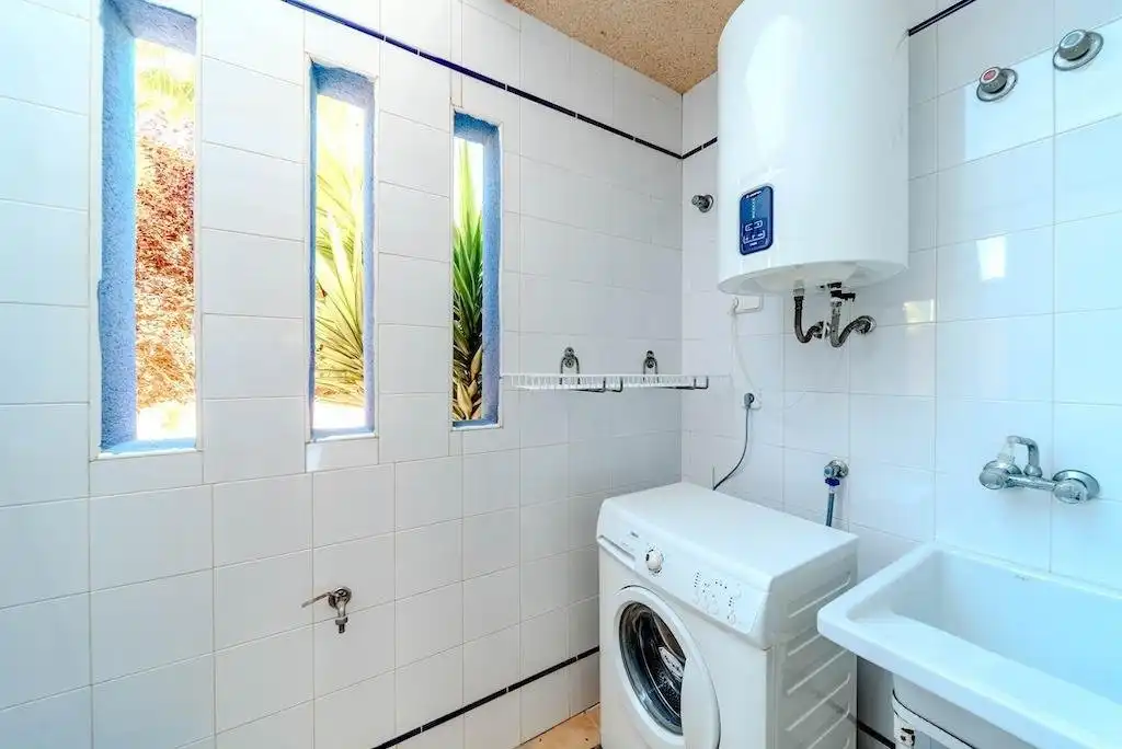 Badezimmer von Country house zum Verkauf in Orihuela mit Privatgarten, Terrasse und Schwimmbad