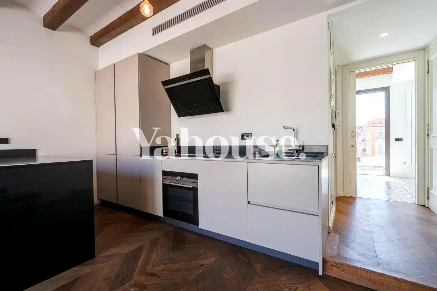 Kitchen of Flat for rent in Barcelona  with Air Conditioner, Heating and Parquet flooring