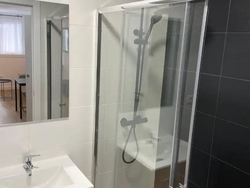 Baño de Piso de alquiler en Santo Tomás