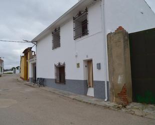 Exterior view of Country house for sale in Almendros