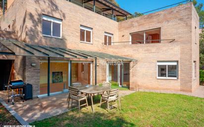 Jardí de Casa o xalet en venda en Matadepera amb Calefacció, Jardí privat i Parquet
