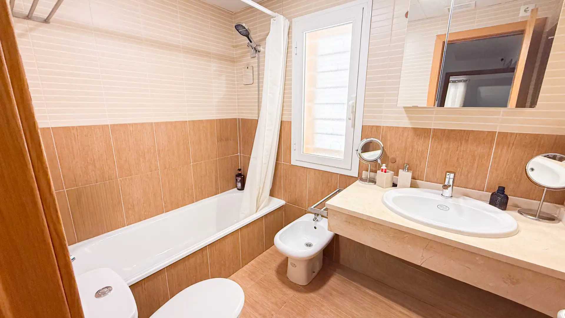 Bathroom of Detached homes for rent in Vélez-Málaga  with Air Conditioner, Heating and Terrace