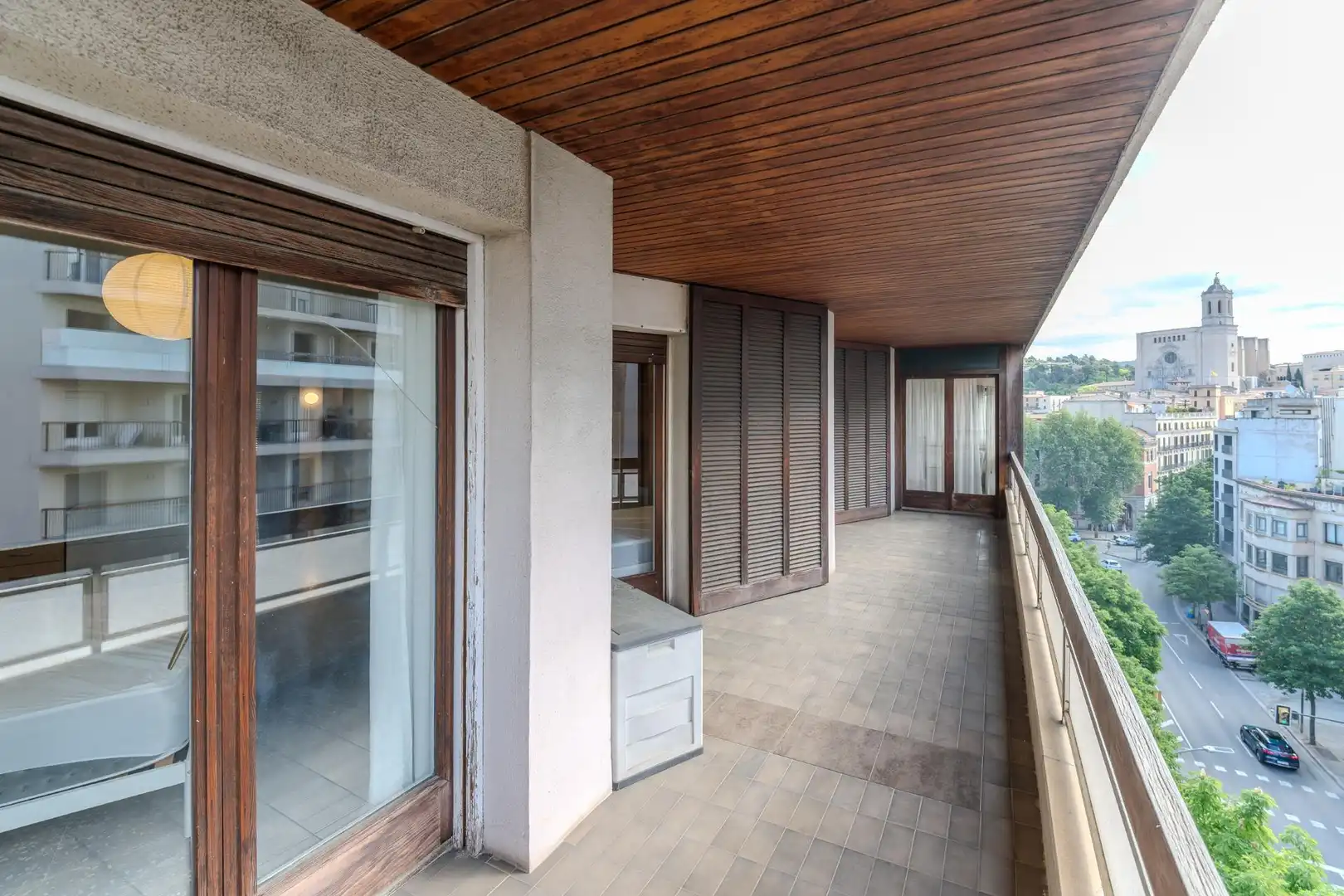 Terrassa de Apartament de lloguer en Girona amb Calefacció, Parquet i Terrassa