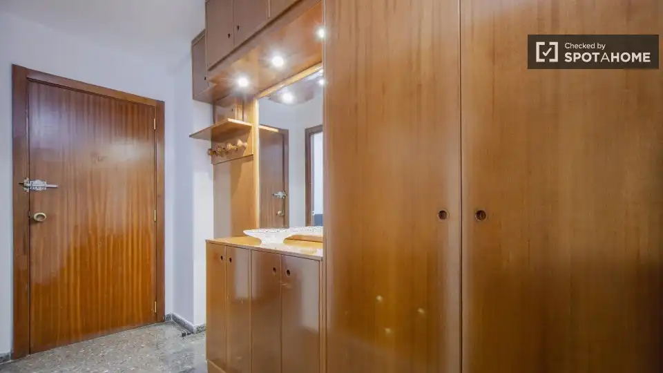 Piso de alquiler en Valencia con Aire acondicionado, Calefacción y Amueblado