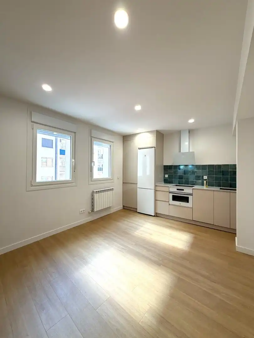 Kitchen of Flat for sale in  Logroño  with Heating and Parquet flooring