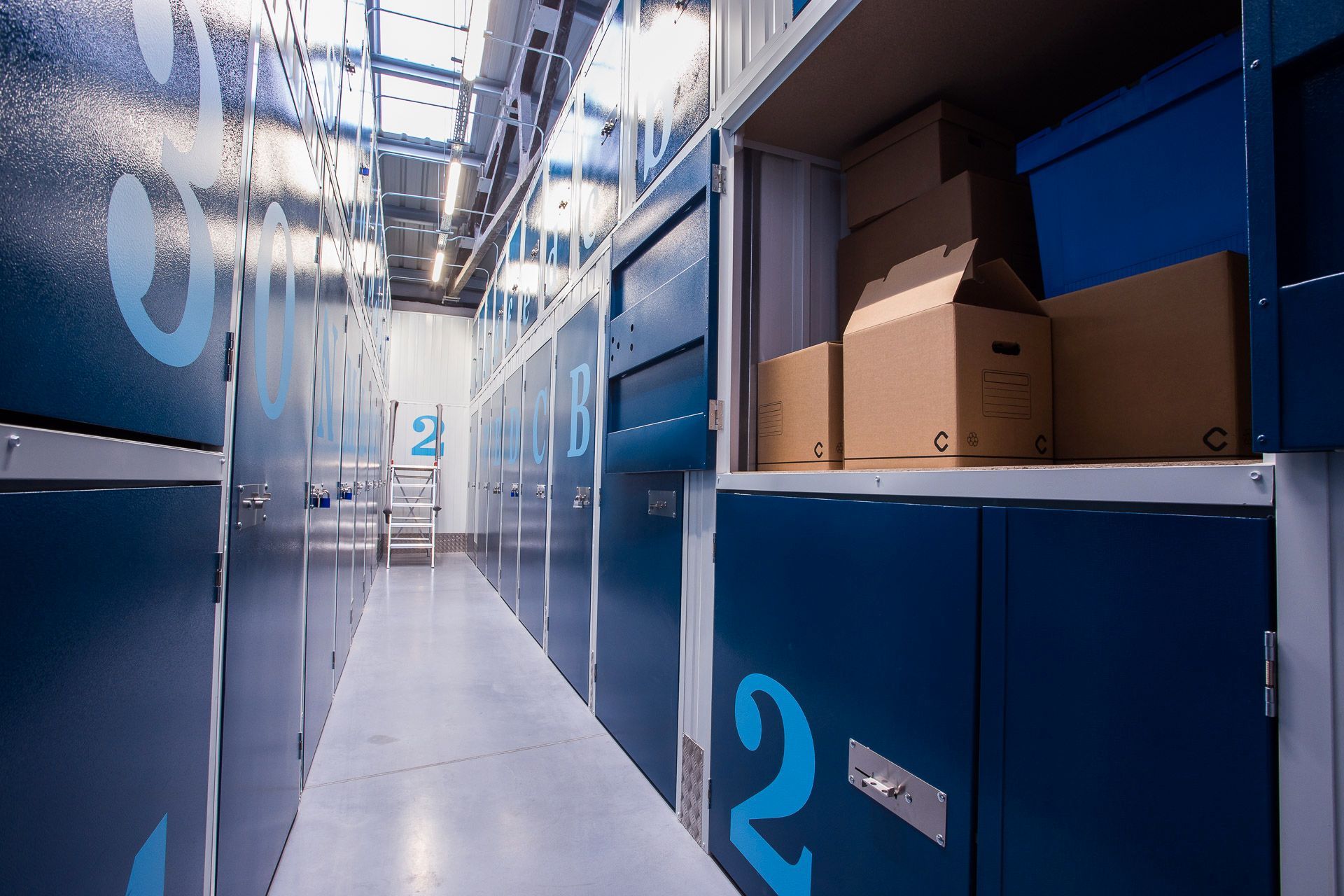 Box room to rent in  Madrid Capital