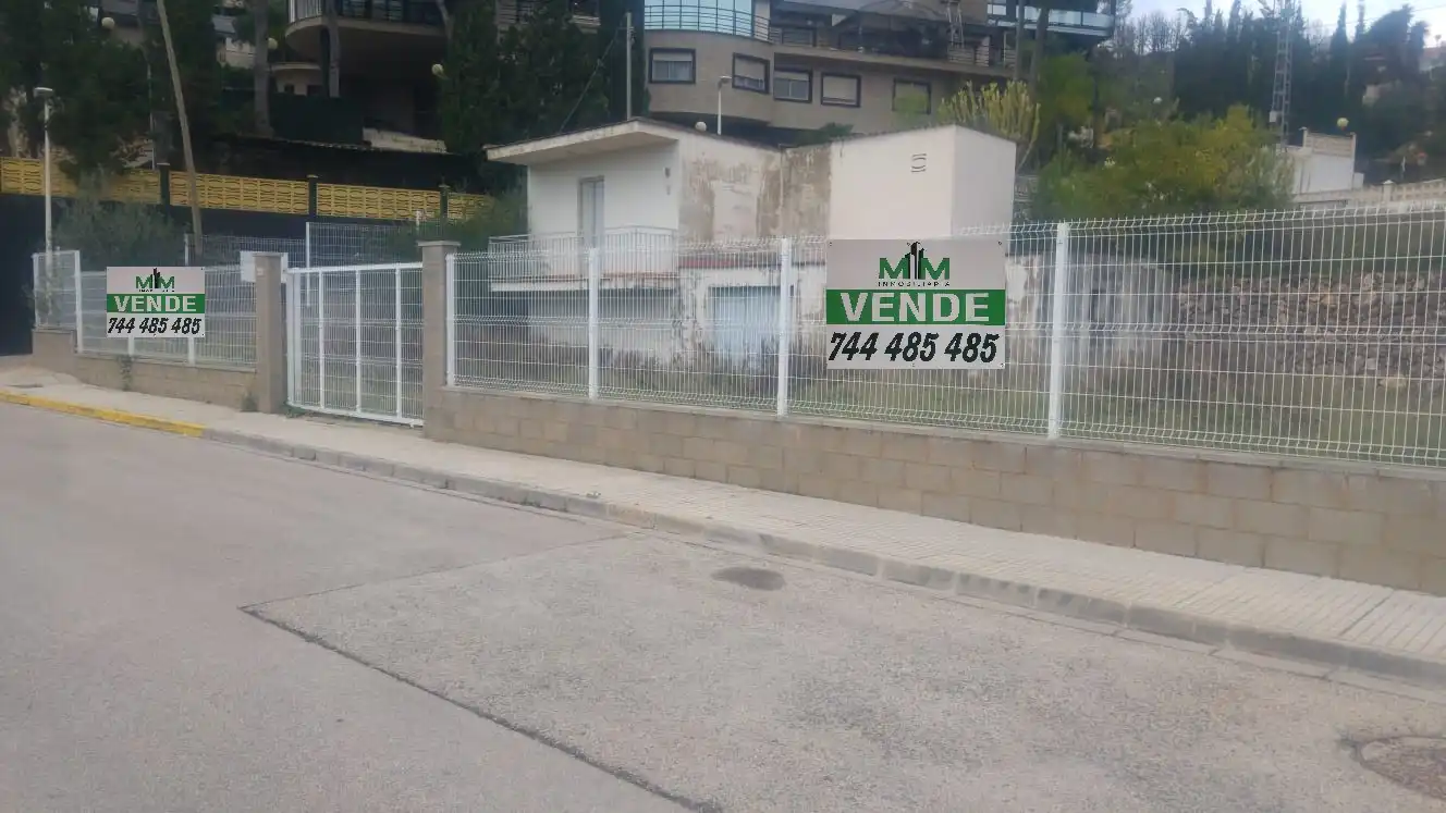 Terreno residencial en venta en Carrer de l'Alborcer 16, imagen 3