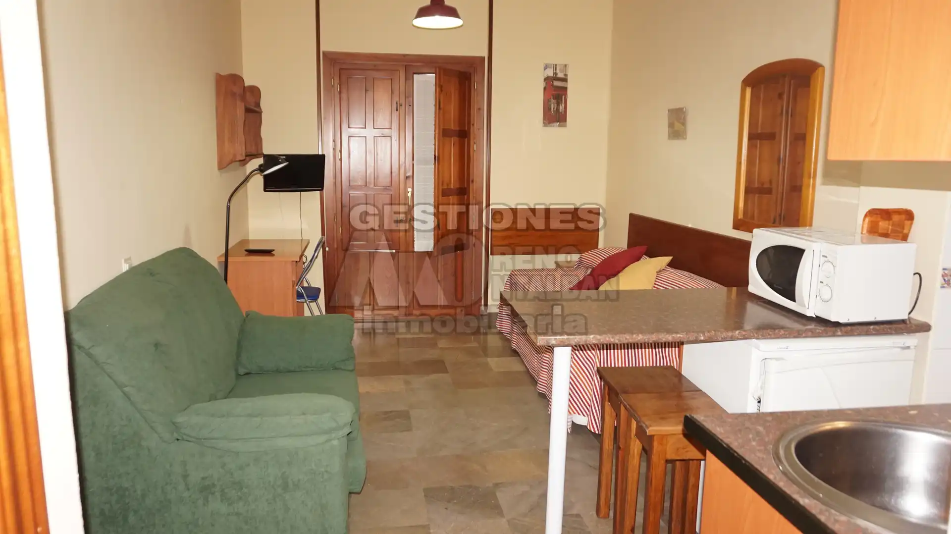 Wohnung zur Miete in Calle Ángel, Centro - Sagrario