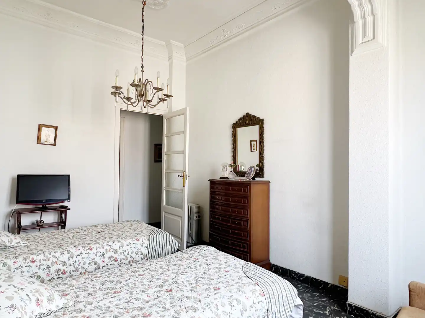 Habitación de Piso en venta en Valencia con Amueblado