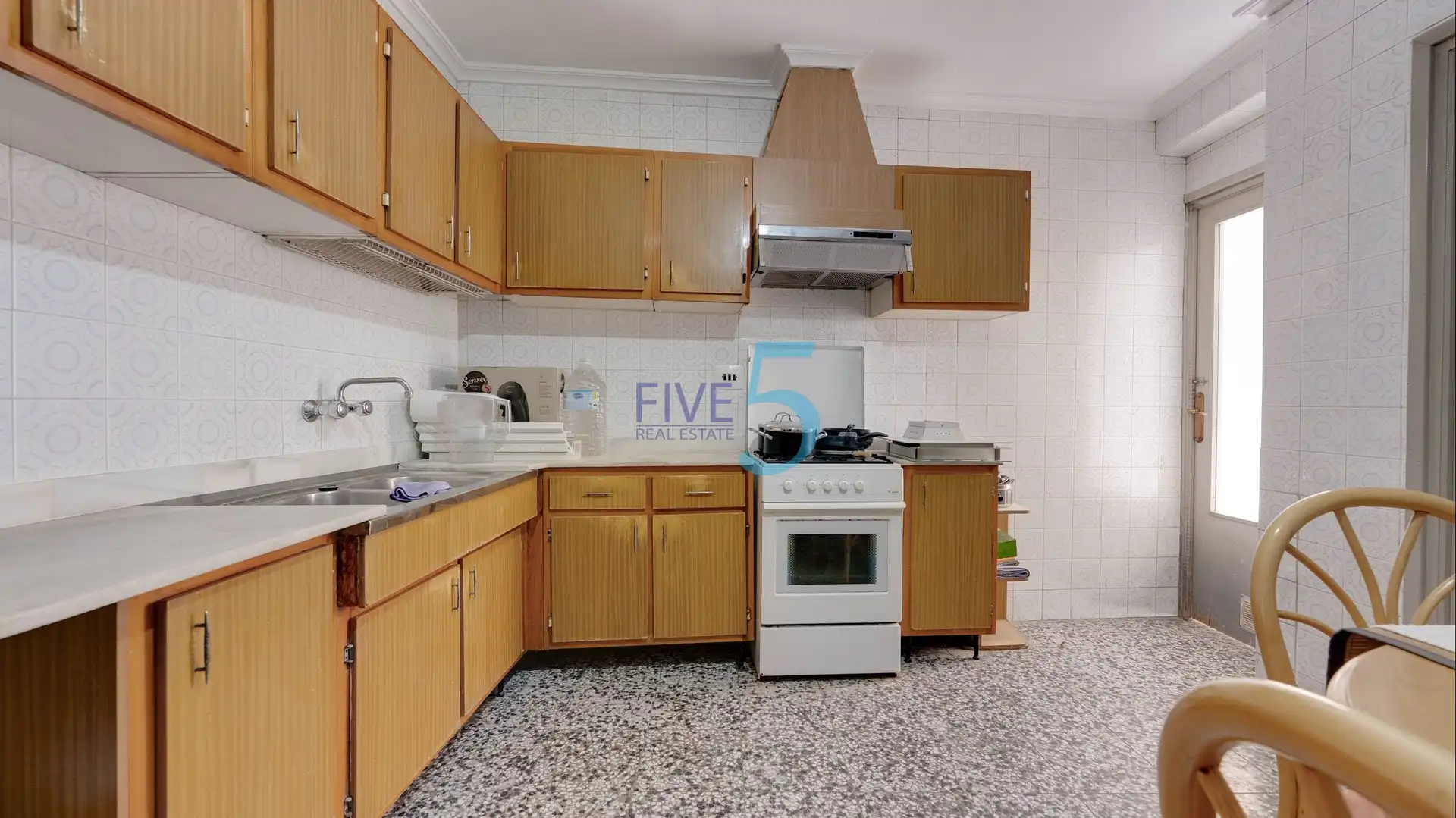 Kitchen of Flat for sale in Elche / Elx  with Furnished and Balcony