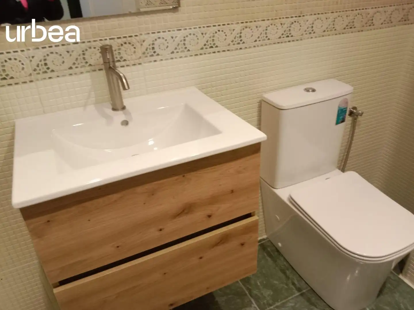 Bathroom of Flat for sale in Málaga