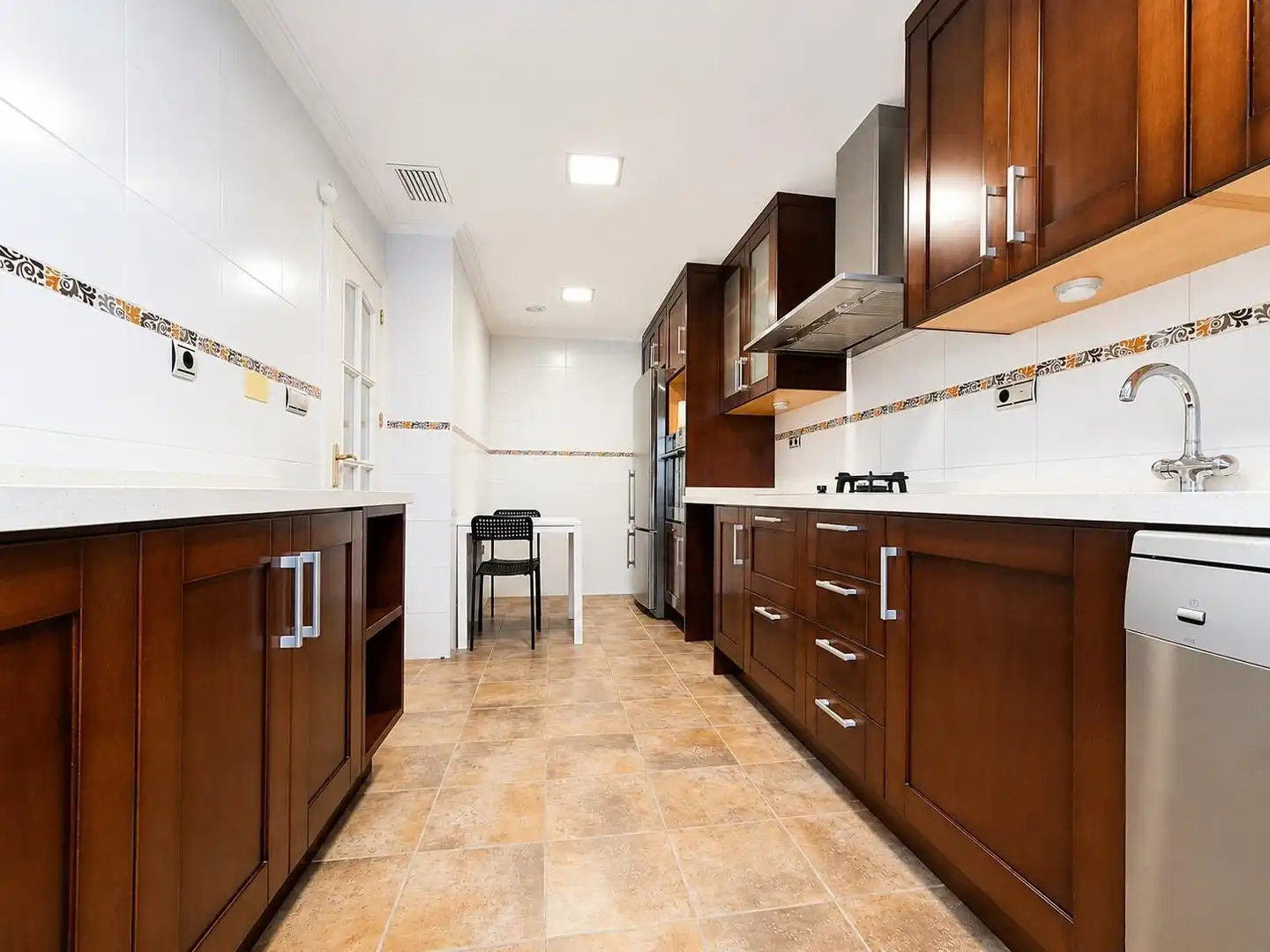 Küche von Wohnung zur Miete in Elche / Elx mit Klimaanlage, Heizung und Parkett