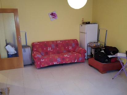 Wohnzimmer von Wohnung zum verkauf in Figueres mit Terrasse und Balkon