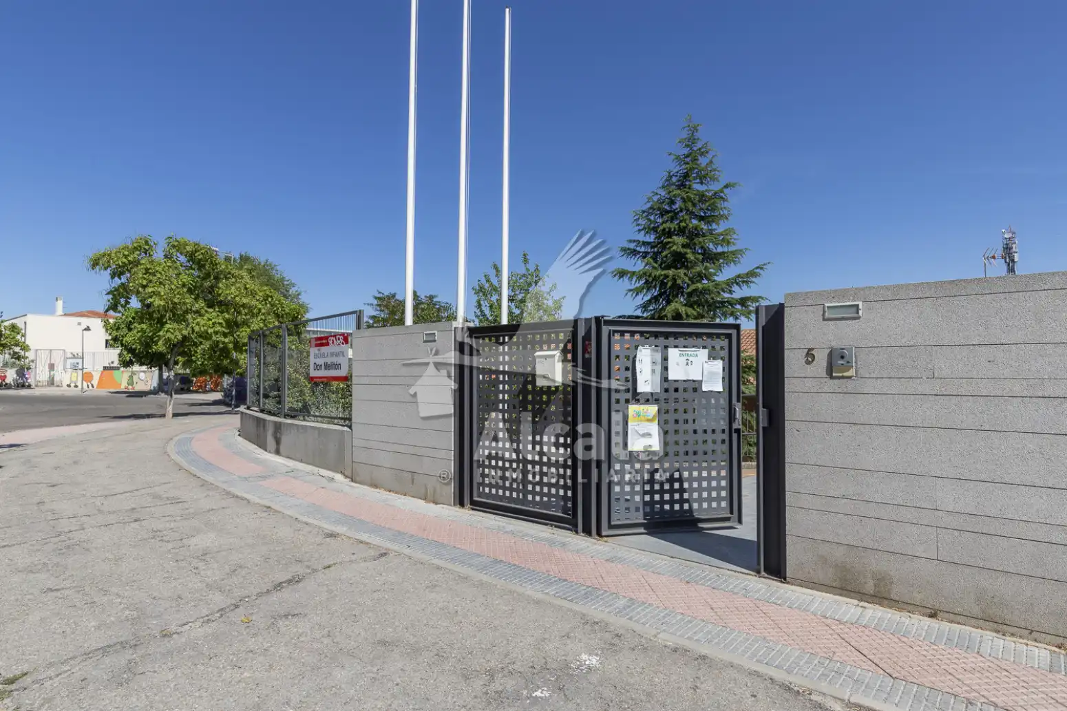 Parking de Ático en venta en Alcalá de Henares con Aire acondicionado, Calefacción y Terraza