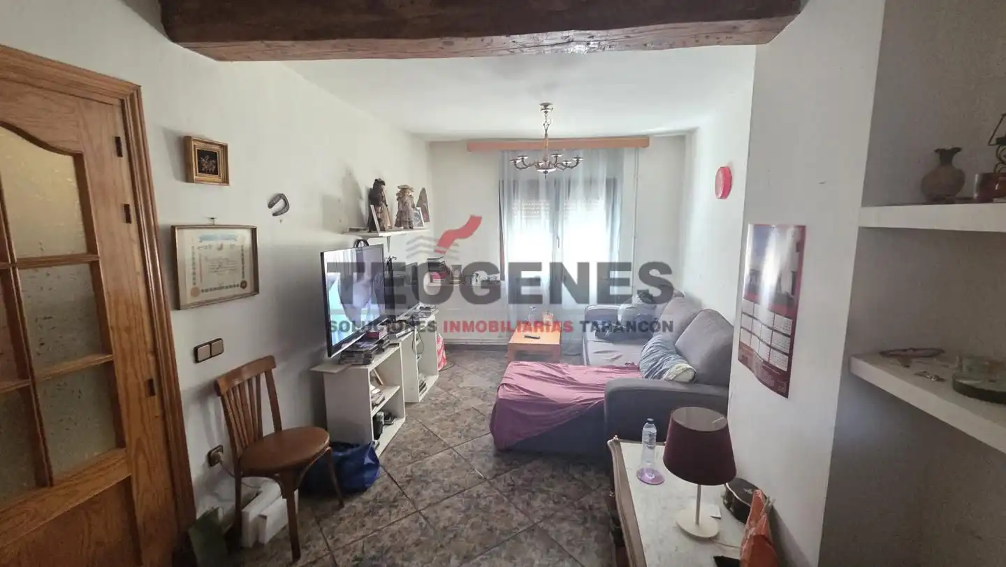 Sala de estar de Casa o chalet en venta en Villamayor de Santiago con Calefacción, Trastero y Amueblado