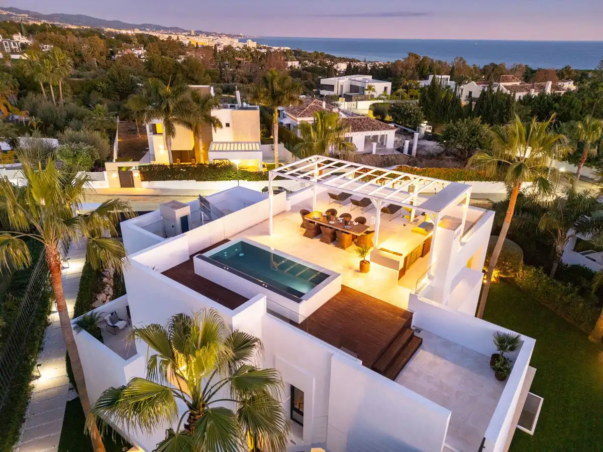 Chalet con piscina en venta en Milla de Oro, imagen 33