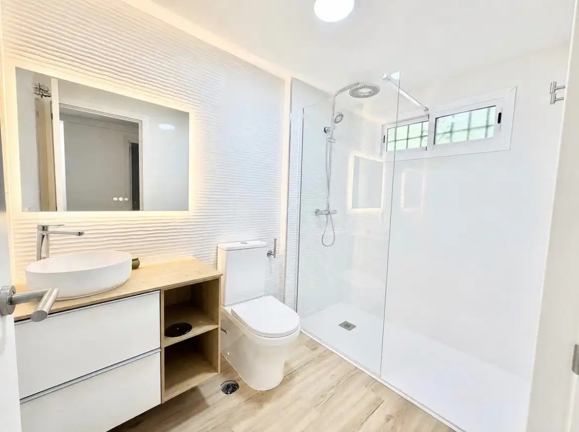 Bathroom of Flat for sale in Solymar