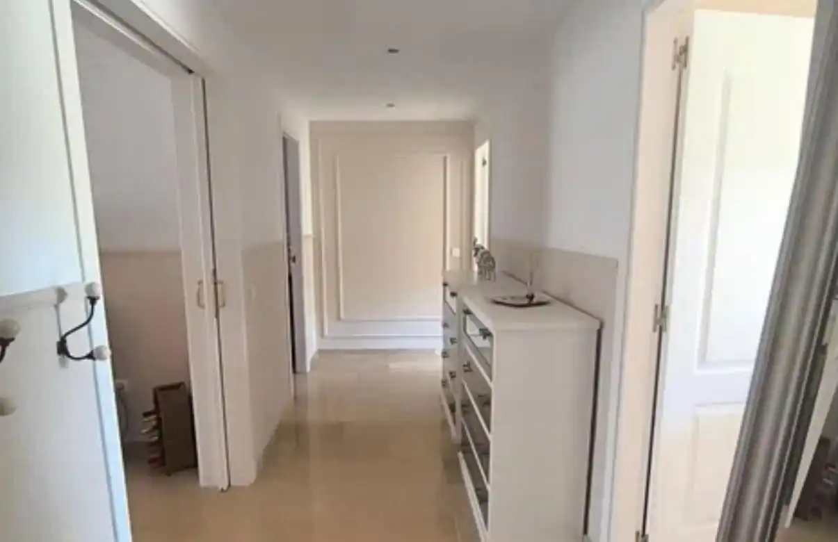 Flat with pool for sale in Calahonda, imagen 14