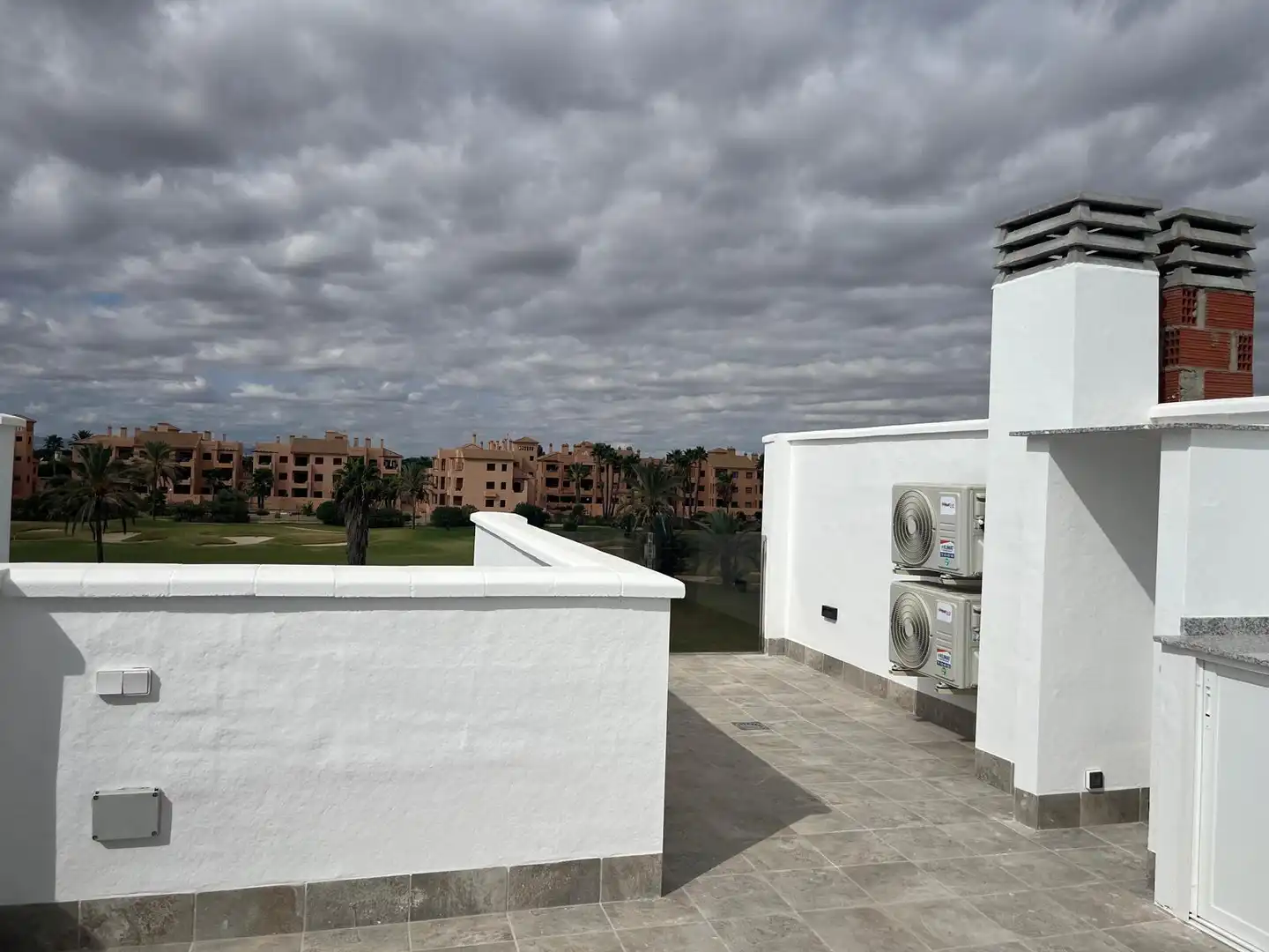 Casa adosada en venta en Calle Fotógrafo Tiana, 8, Las Lomas de Rame - Bahía Bella