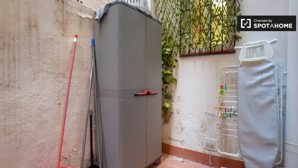 Flat with terrace to rent in Eixample, imagen 3
