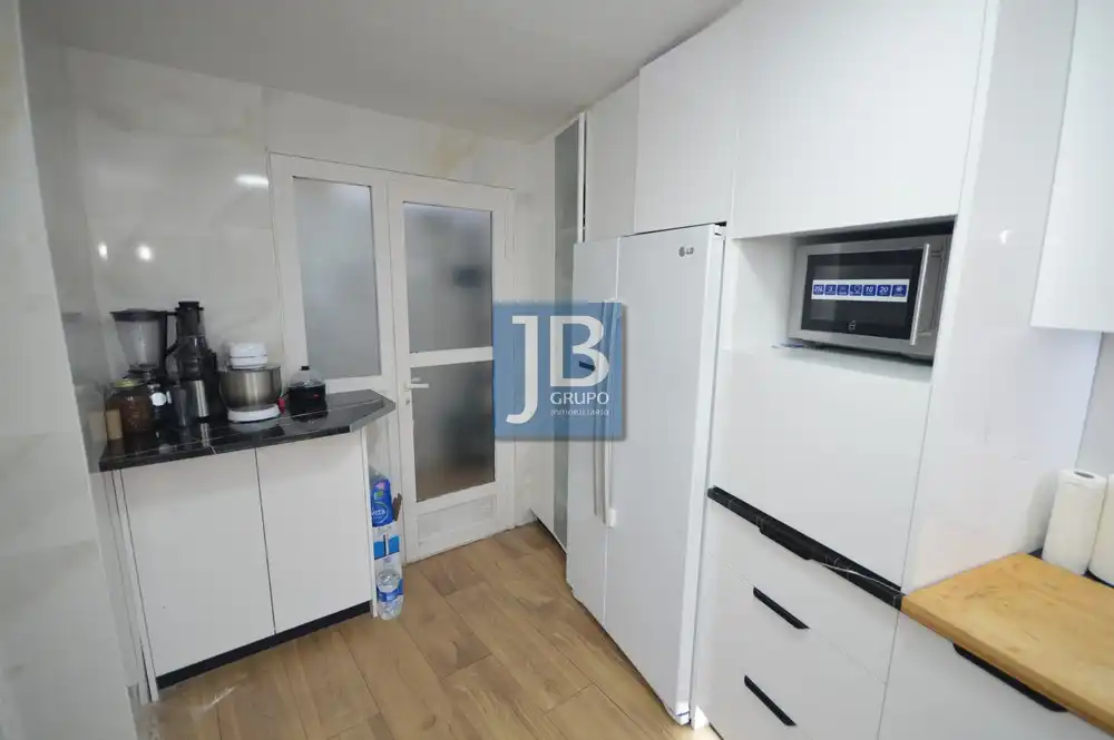 Kitchen of Flat for sale in Xàtiva  with Air Conditioner and Terrace