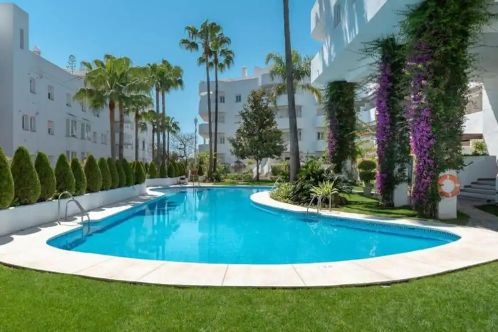 Piscina de Planta baixa de lloguer en Marbella amb Aire condicionat, Terrassa i Traster