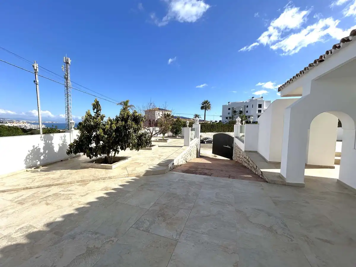 Chalet con piscina en venta en Las Lagunas, imagen 19