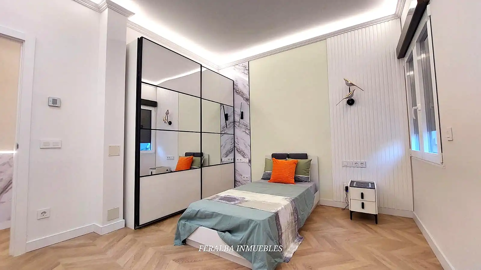 Habitación de Piso en venta en Madrid con Amueblado