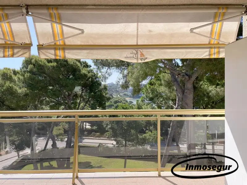 Terraza de Piso en venta en Salou con Terraza, Amueblado y Piscina comunitaria