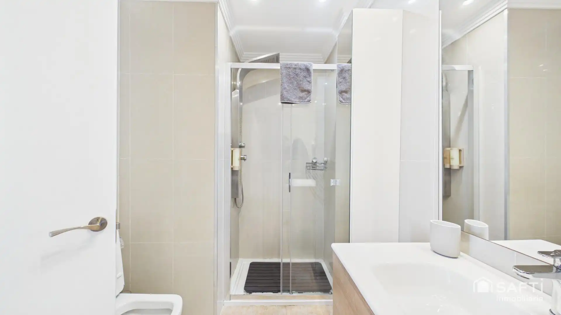 Bany de Casa o xalet en venda en Santa Margalida amb Aire condicionat, Terrassa i Piscina