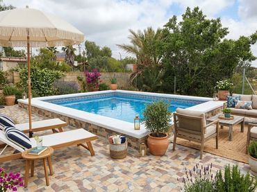 Casa con piscina en venta en Calle ALTURA-REBOLLEDO