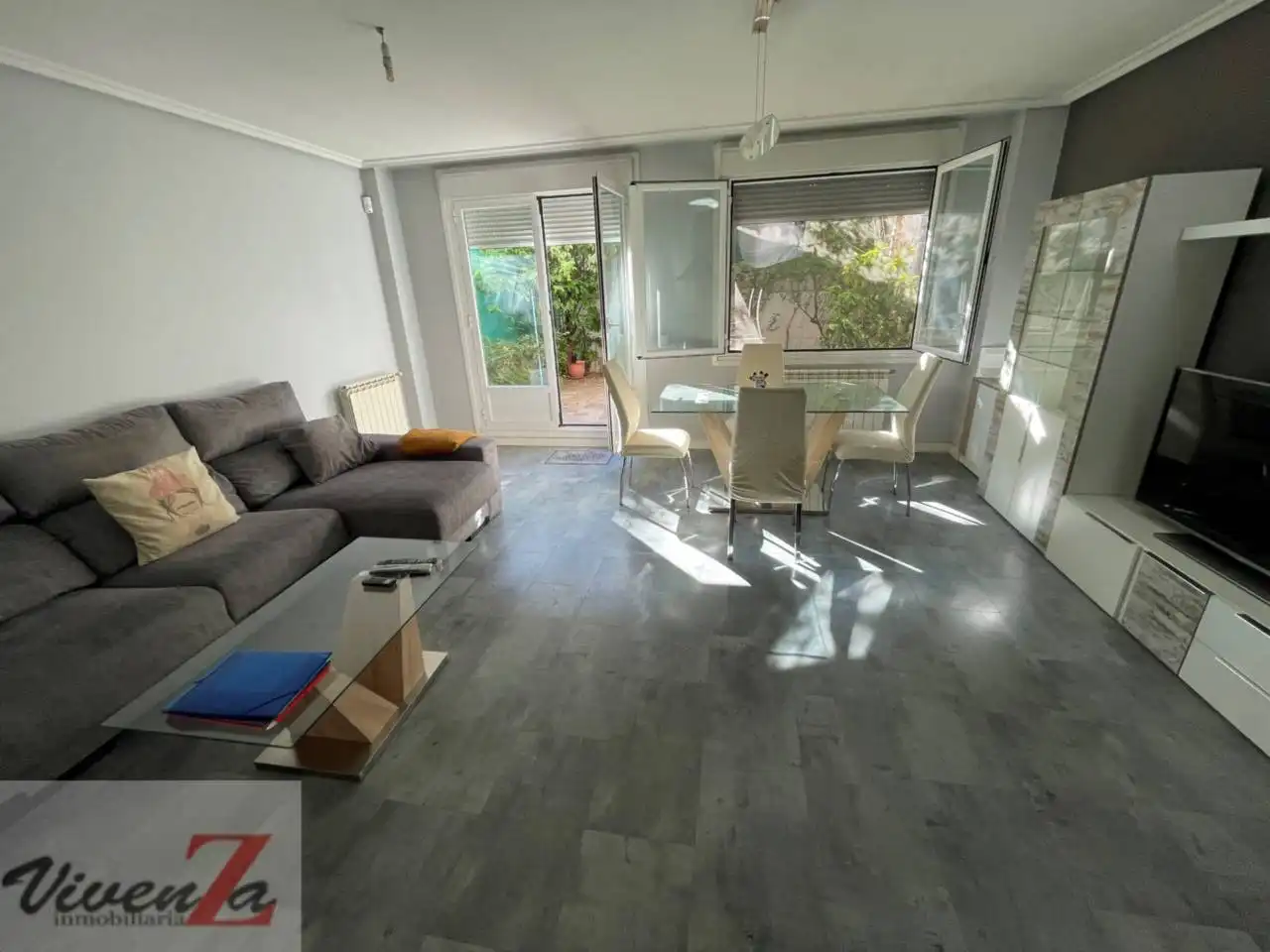 Sala de estar de Casa adosada de alquiler en Zamora Capital  con Calefacción, Jardín privado y Terraza