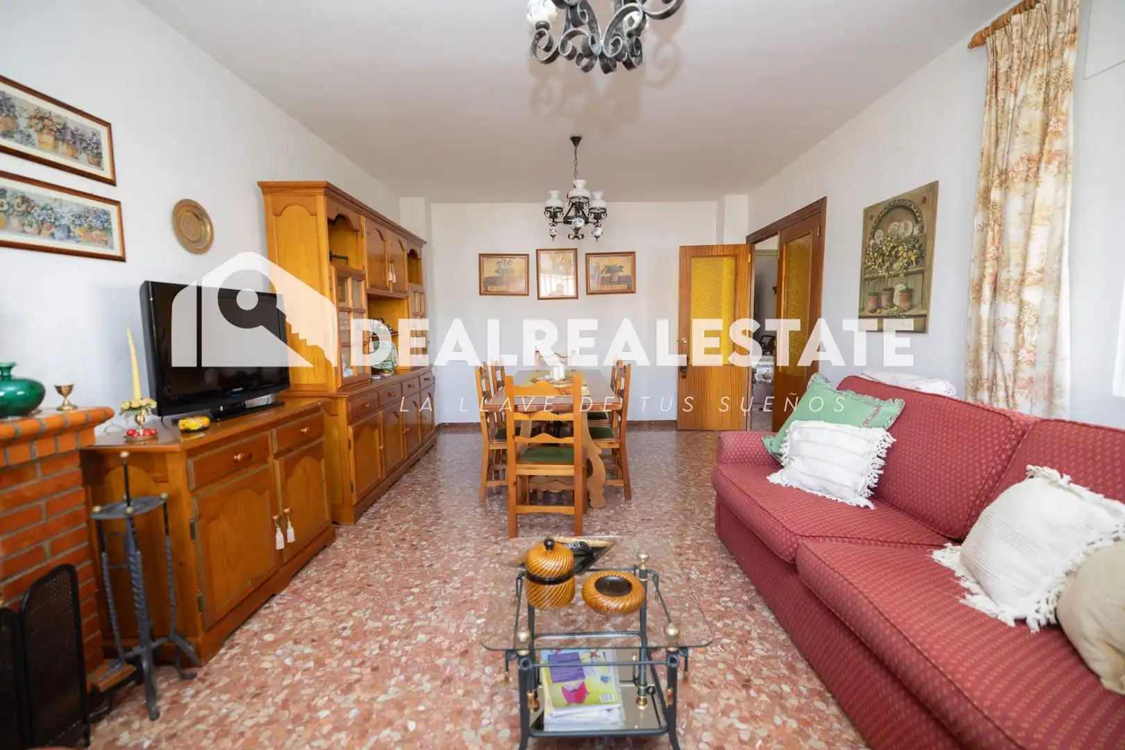 Sala d'estar de Casa o xalet en venda en Almonte amb Jardí privat, Terrassa i Moblat