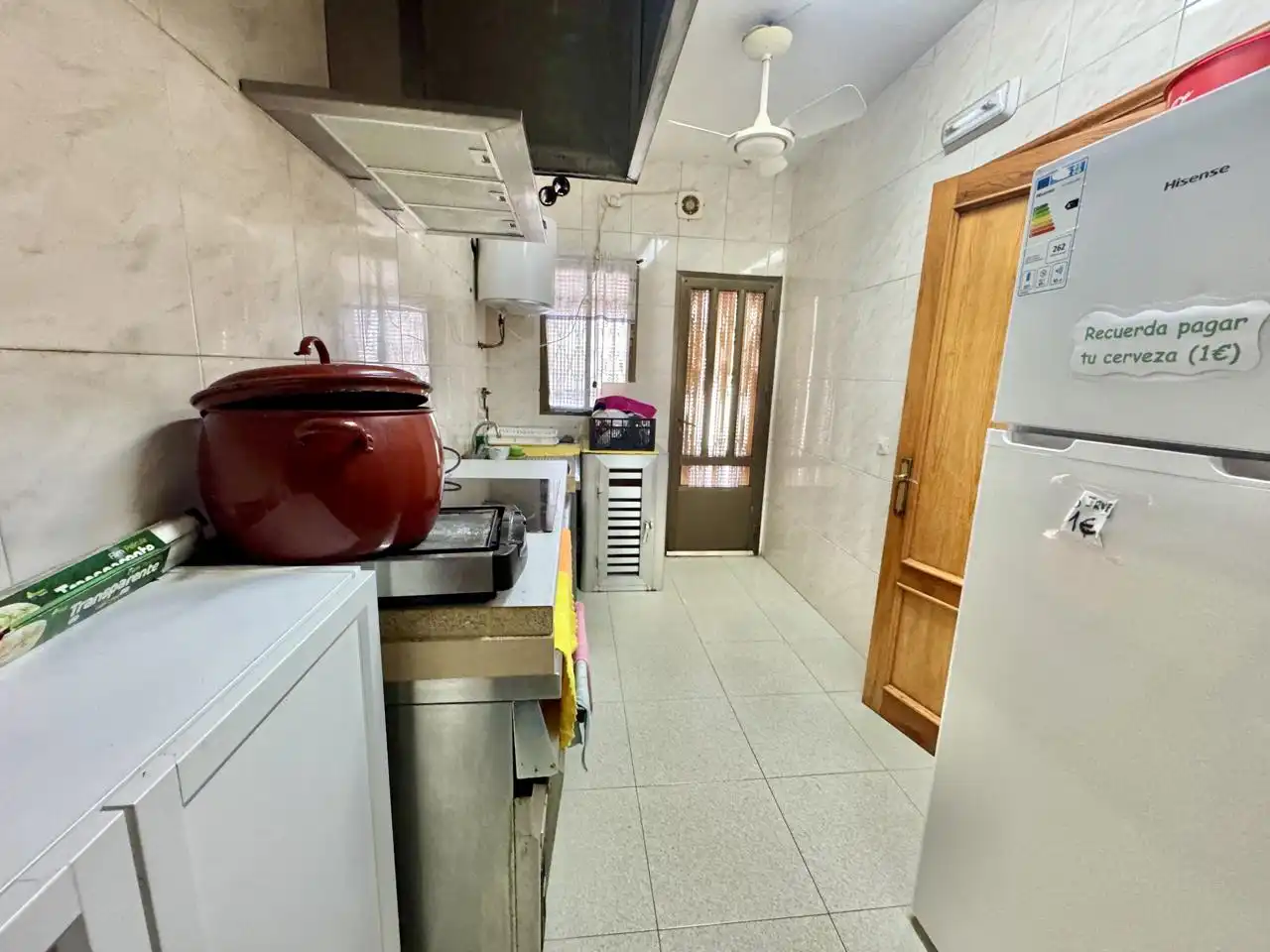 Cocina de Local en venta en Maello con Aire acondicionado