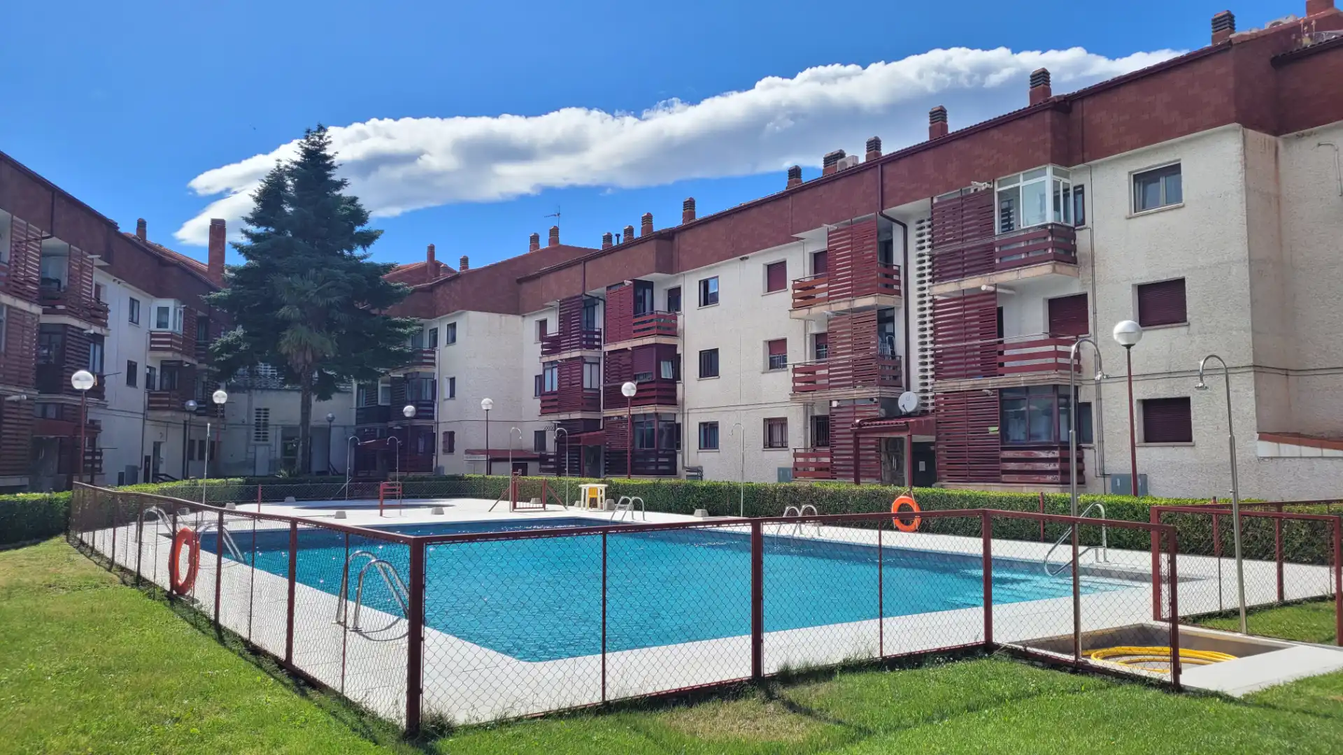 Schwimmbecken von Wohnung zur Miete in Soto del Real mit Heizung