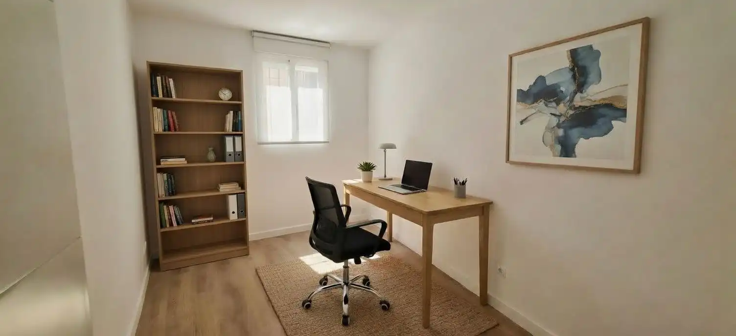 Flat for sale in Madrid  with Air Conditioner and Heating