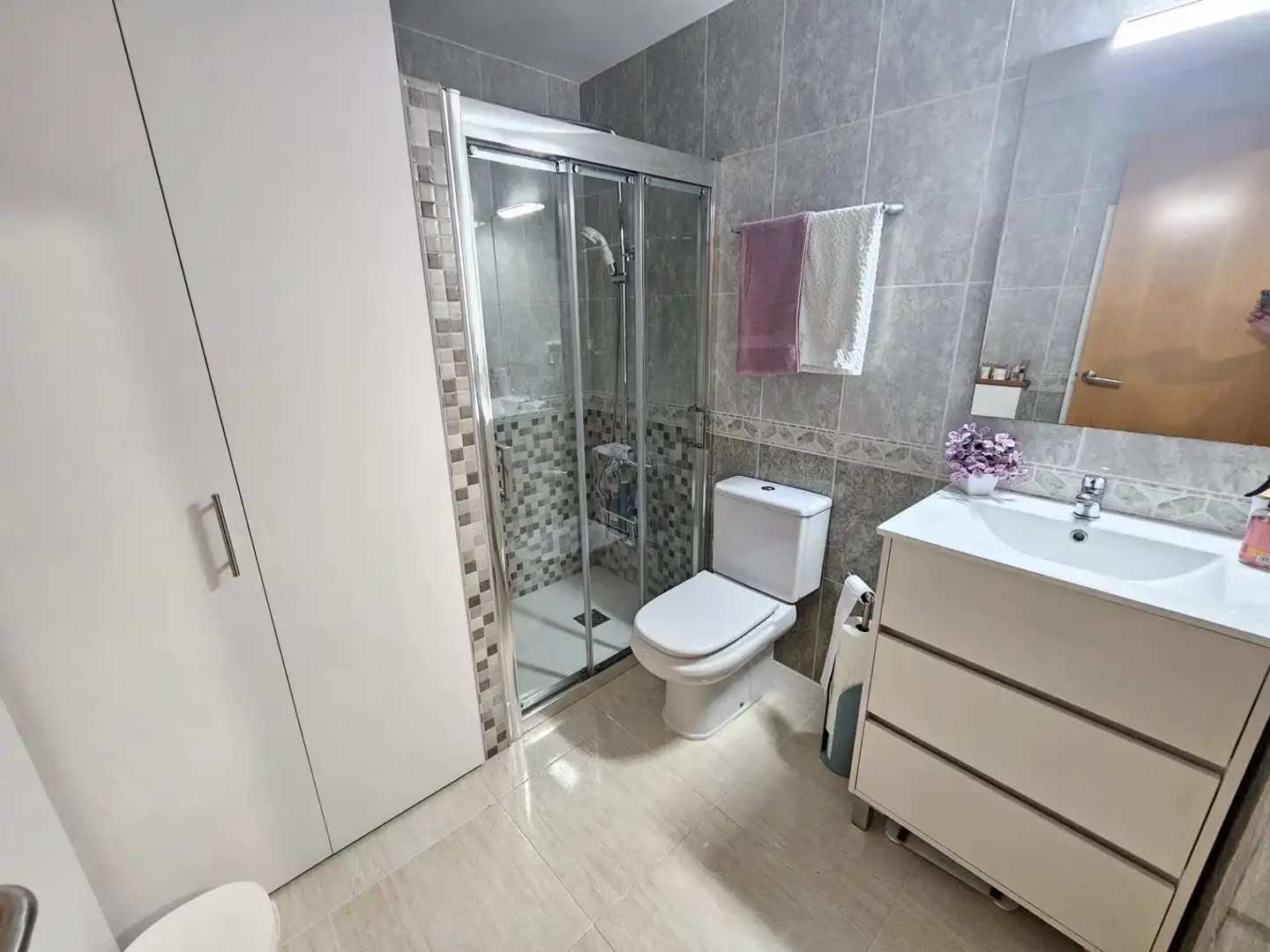 Bathroom of Duplexes for sale in Vidreres  with Air Conditioner and Balcony
