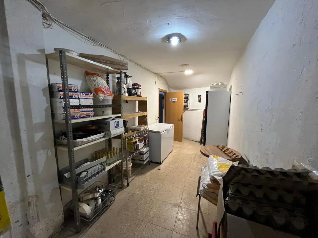 Commercial properties for sale in Madrid  with Air Conditioner, Furnished and Alarm