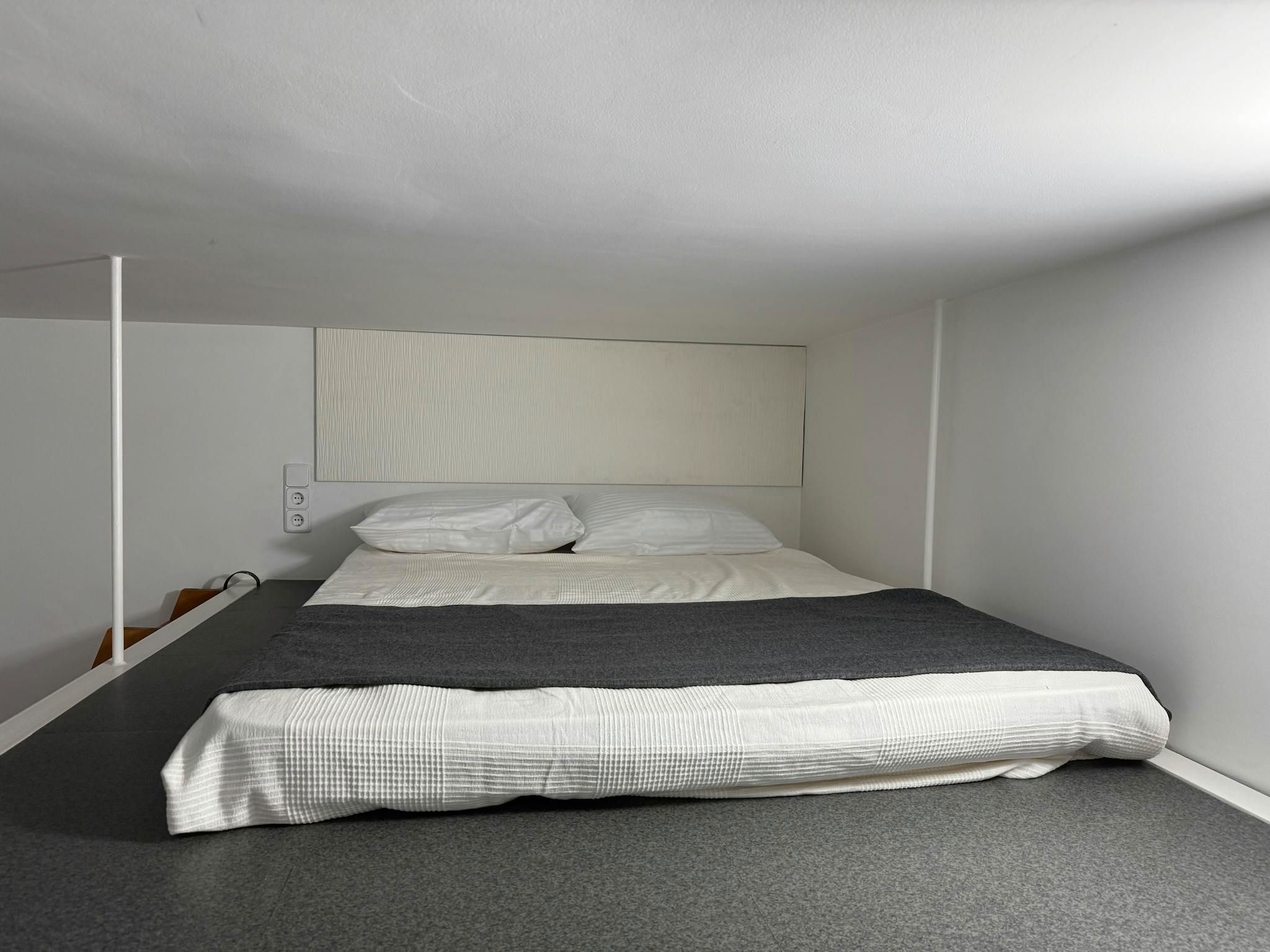 Bedroom of Flat for rent in  Madrid Capital  with Air Conditioner, Heating and Furnished