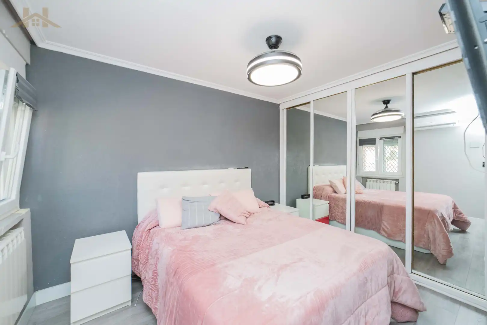 Bedroom of Flat for sale in Madrid  with Air Conditioner and Heating