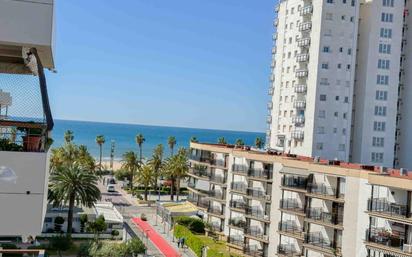 Vista exterior de Pis en venda en Salou amb Aire condicionat, Jardí privat i Terrassa